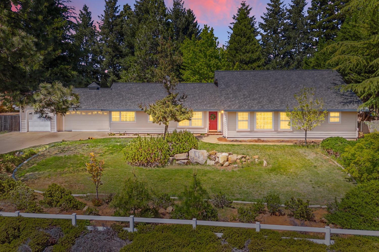 3255 Vista Del Mundo