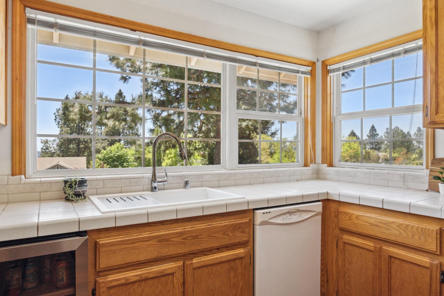 3255 Vista Del Mundo