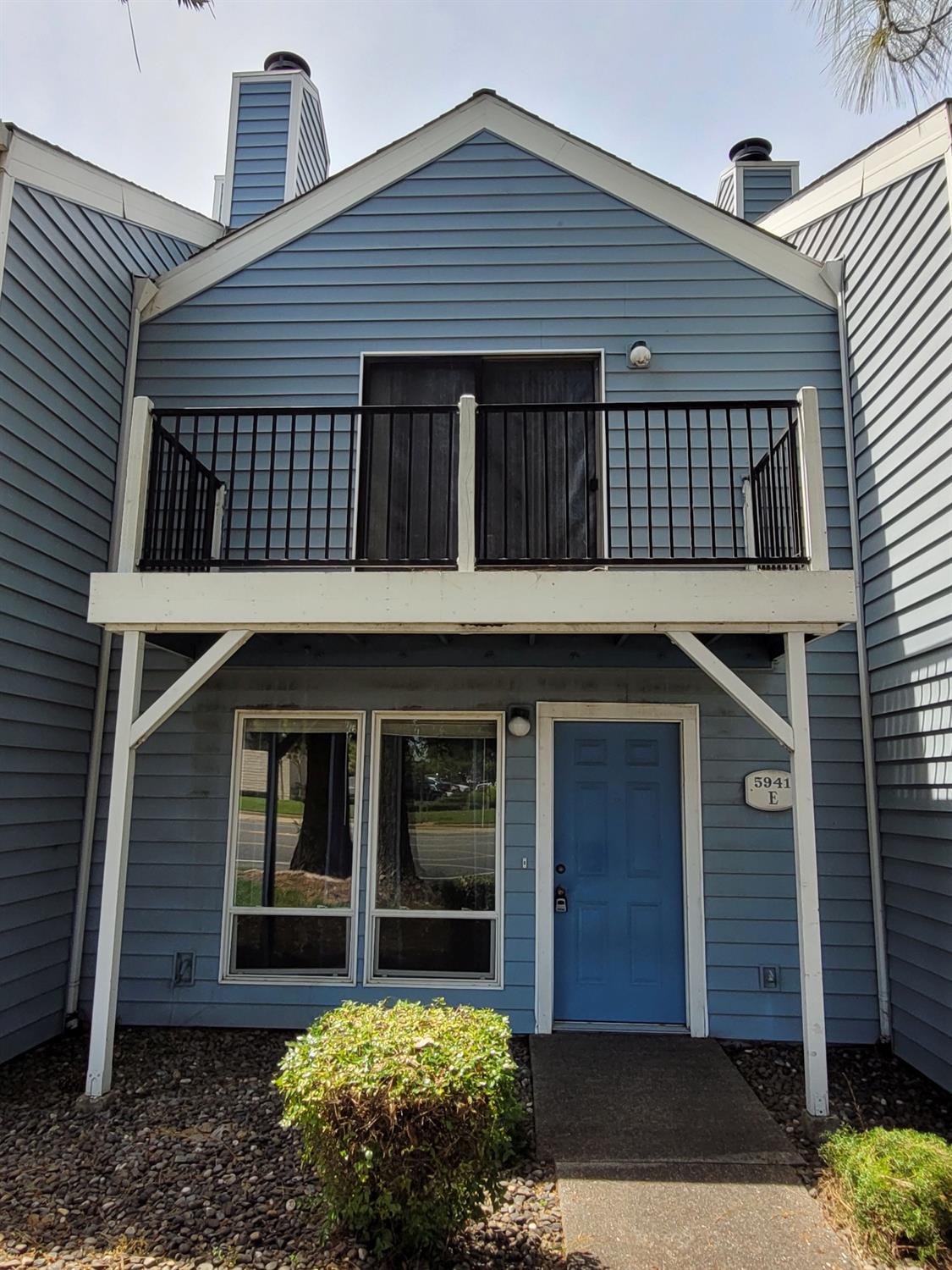 5941 Main Avenue E