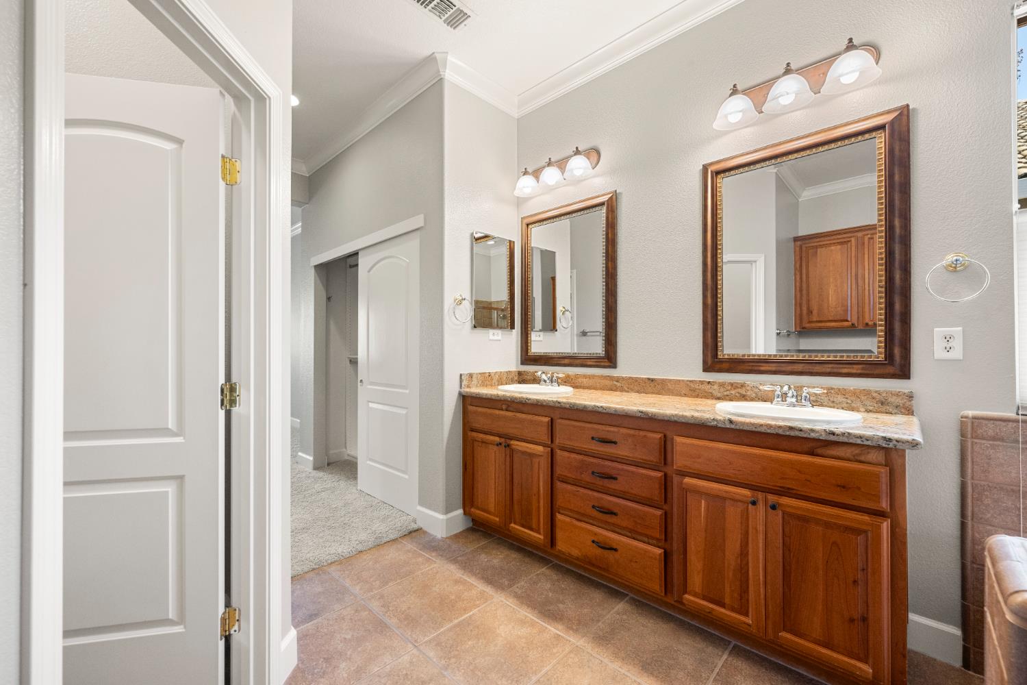 7473 Grassy Creek Way