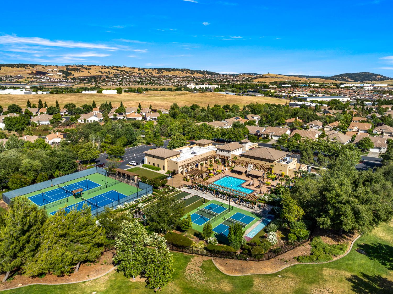 7473 Grassy Creek Way