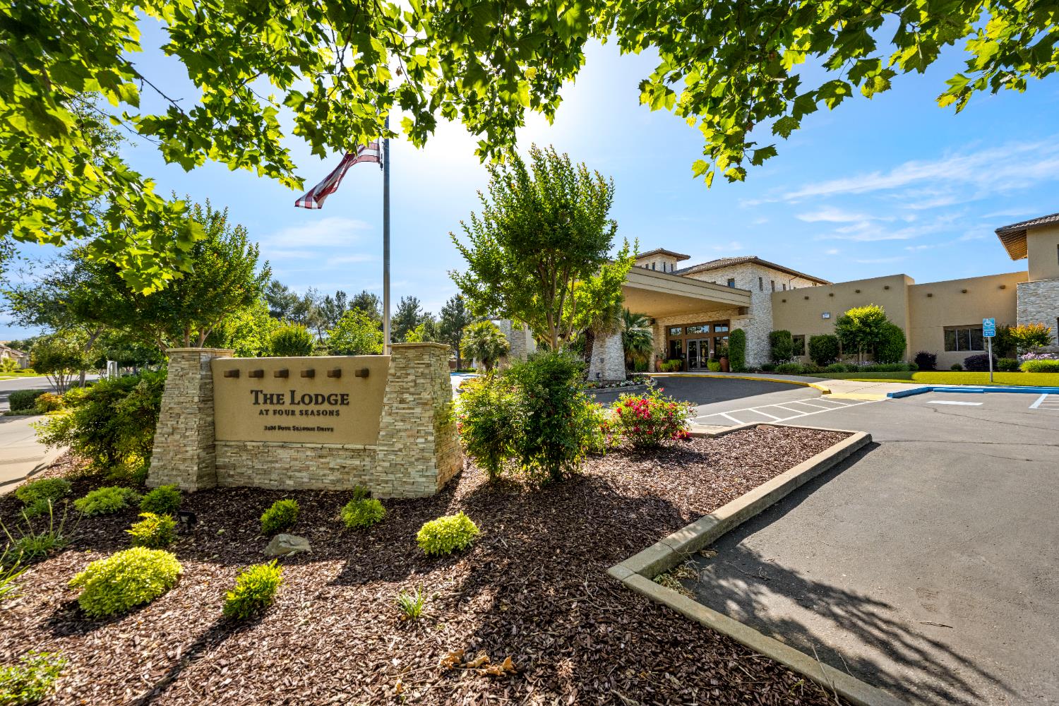 7473 Grassy Creek Way