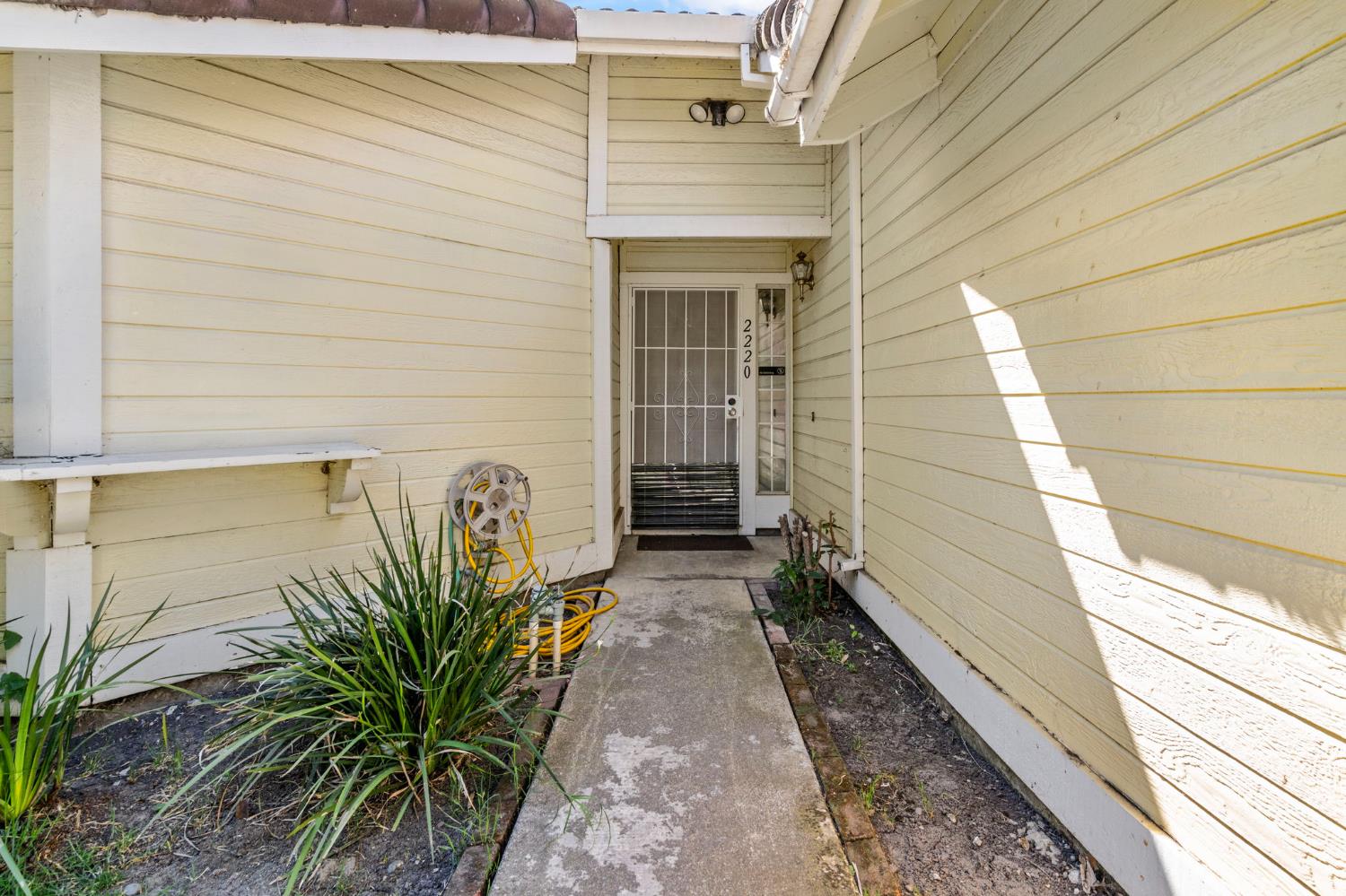 2220 Atchenson Street