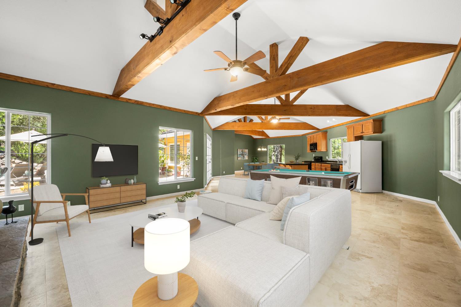 2611 Golden Fawn Trail