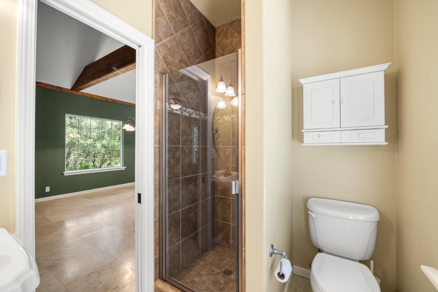 2611 Golden Fawn Trail