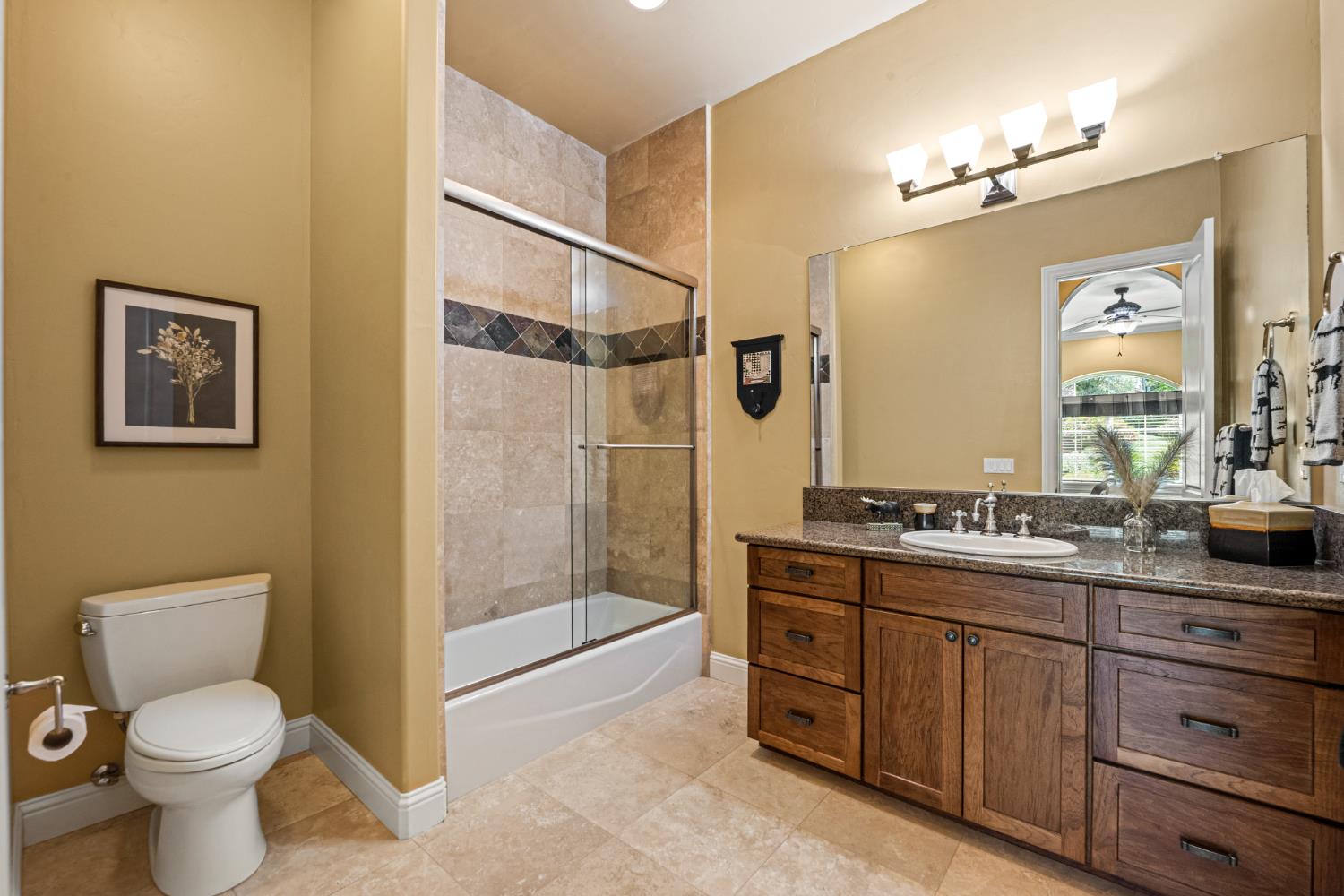 2611 Golden Fawn Trail