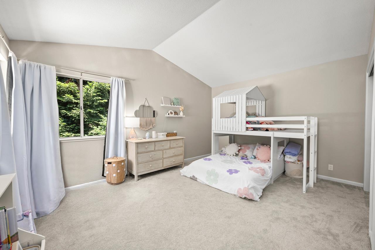 512 Santa Cruz Court