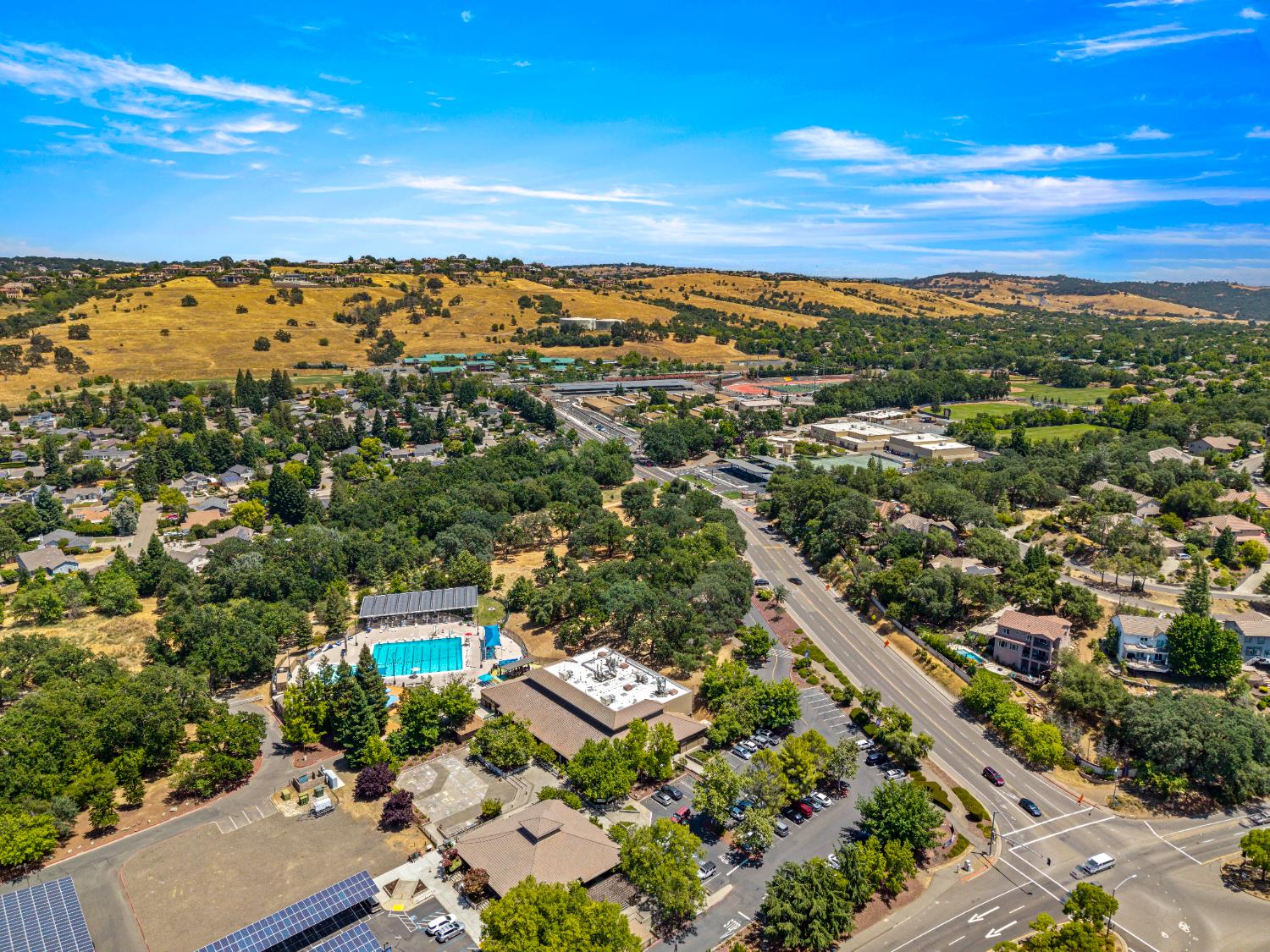 512 Santa Cruz Court