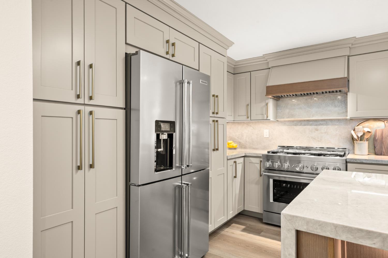 512 Santa Cruz Court