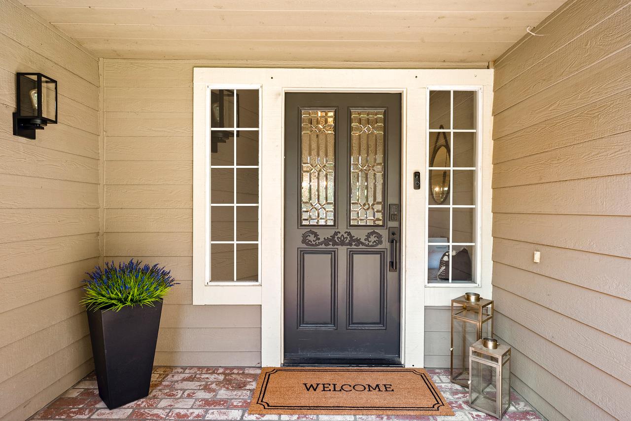 512 Santa Cruz Court