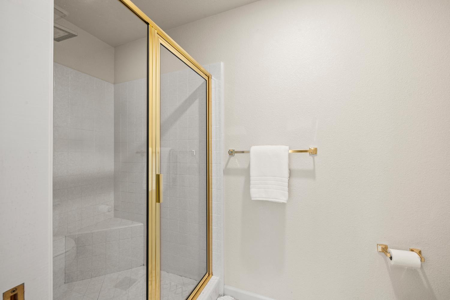 512 Santa Cruz Court