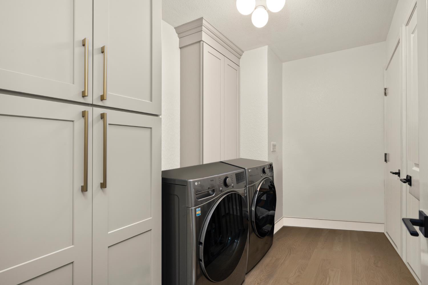 512 Santa Cruz Court