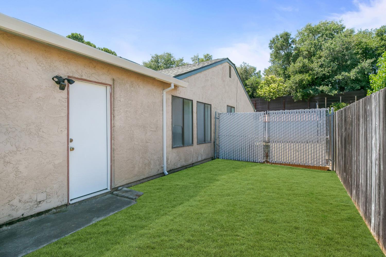 4904 Buffwood Way