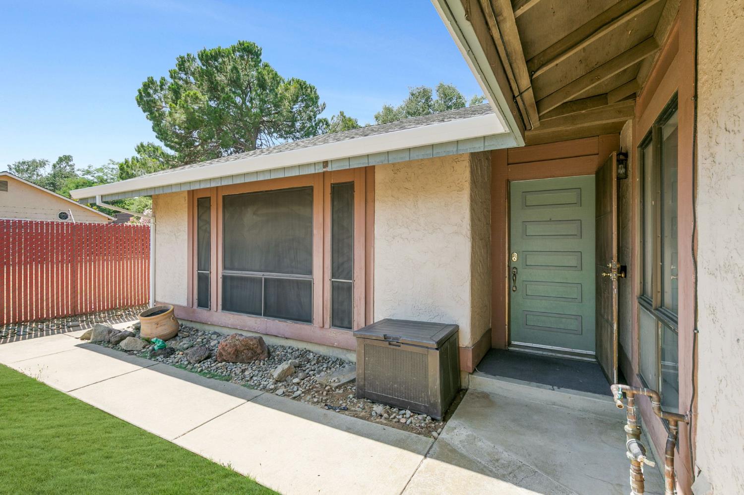 4904 Buffwood Way