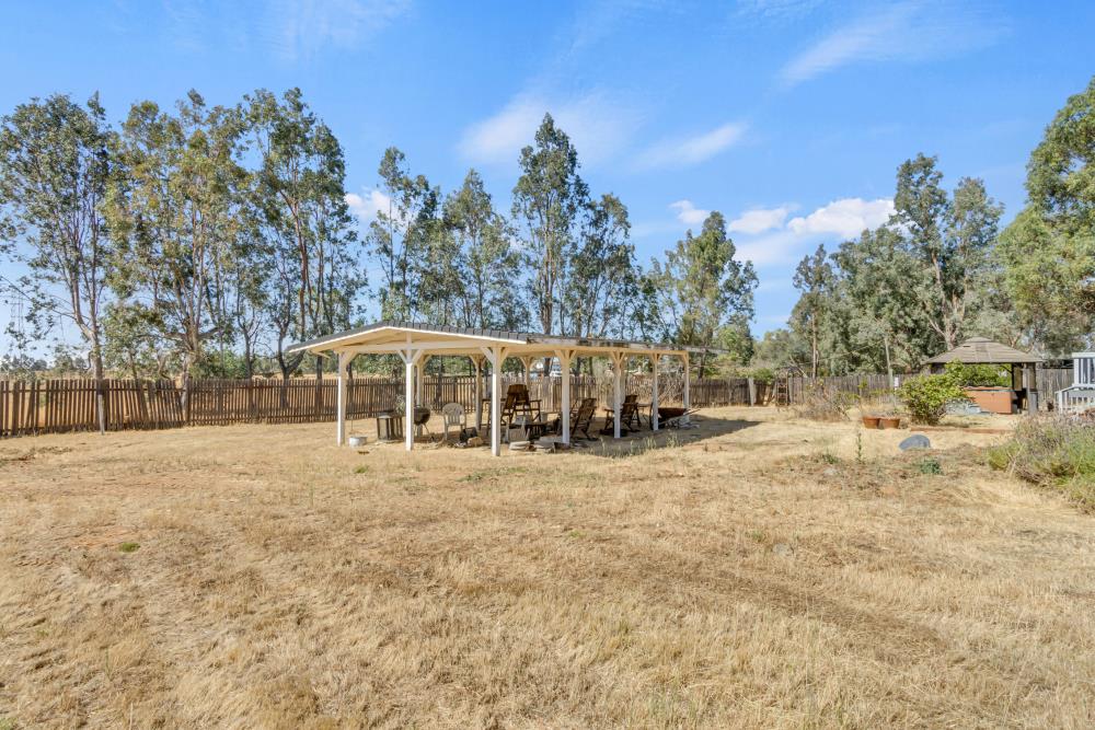 7494 Meadowlark Lane