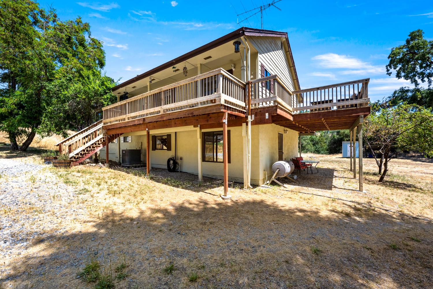 2162 Painted Pony Road