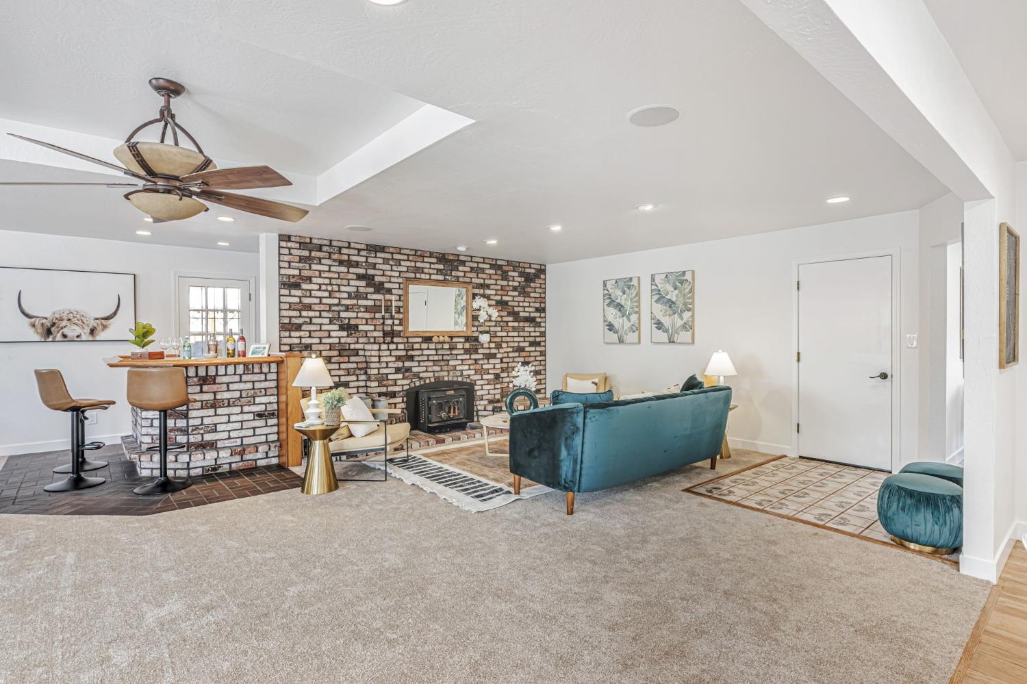 38597 Farwell Drive