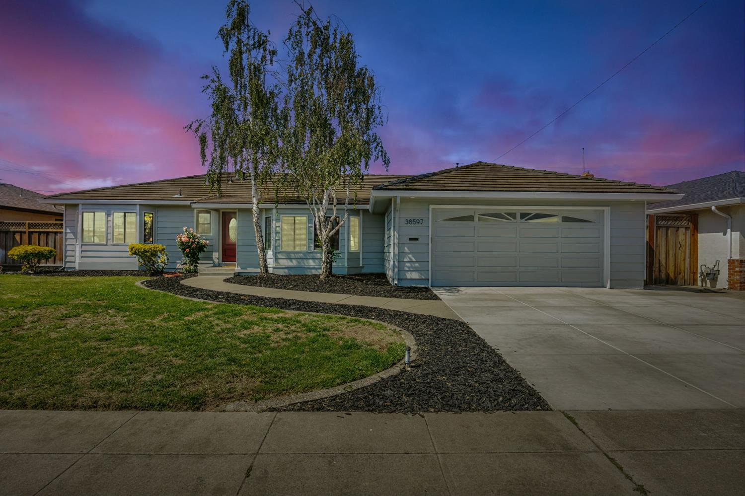 38597 Farwell Drive