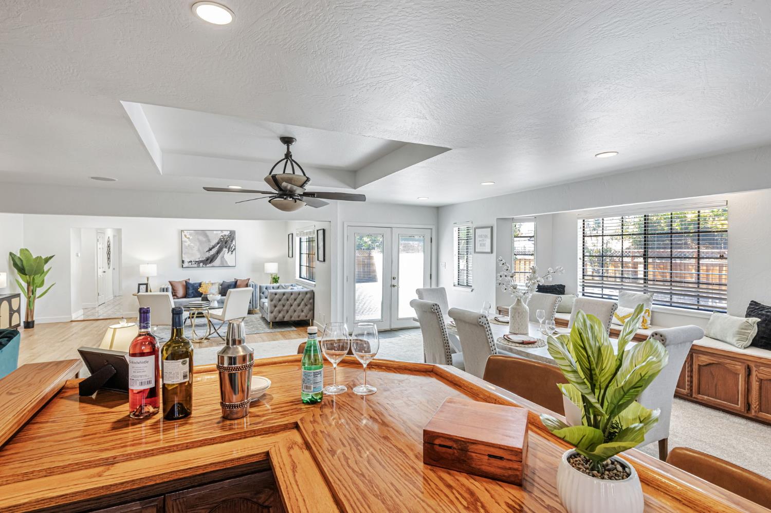 38597 Farwell Drive