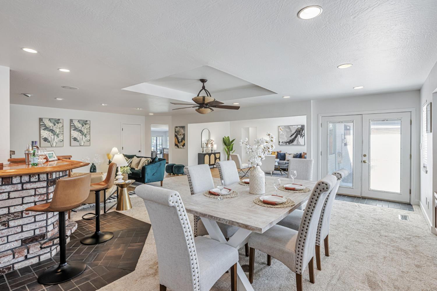 38597 Farwell Drive