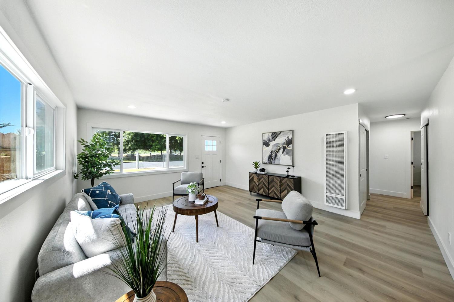 712 Elkhorn Plaza