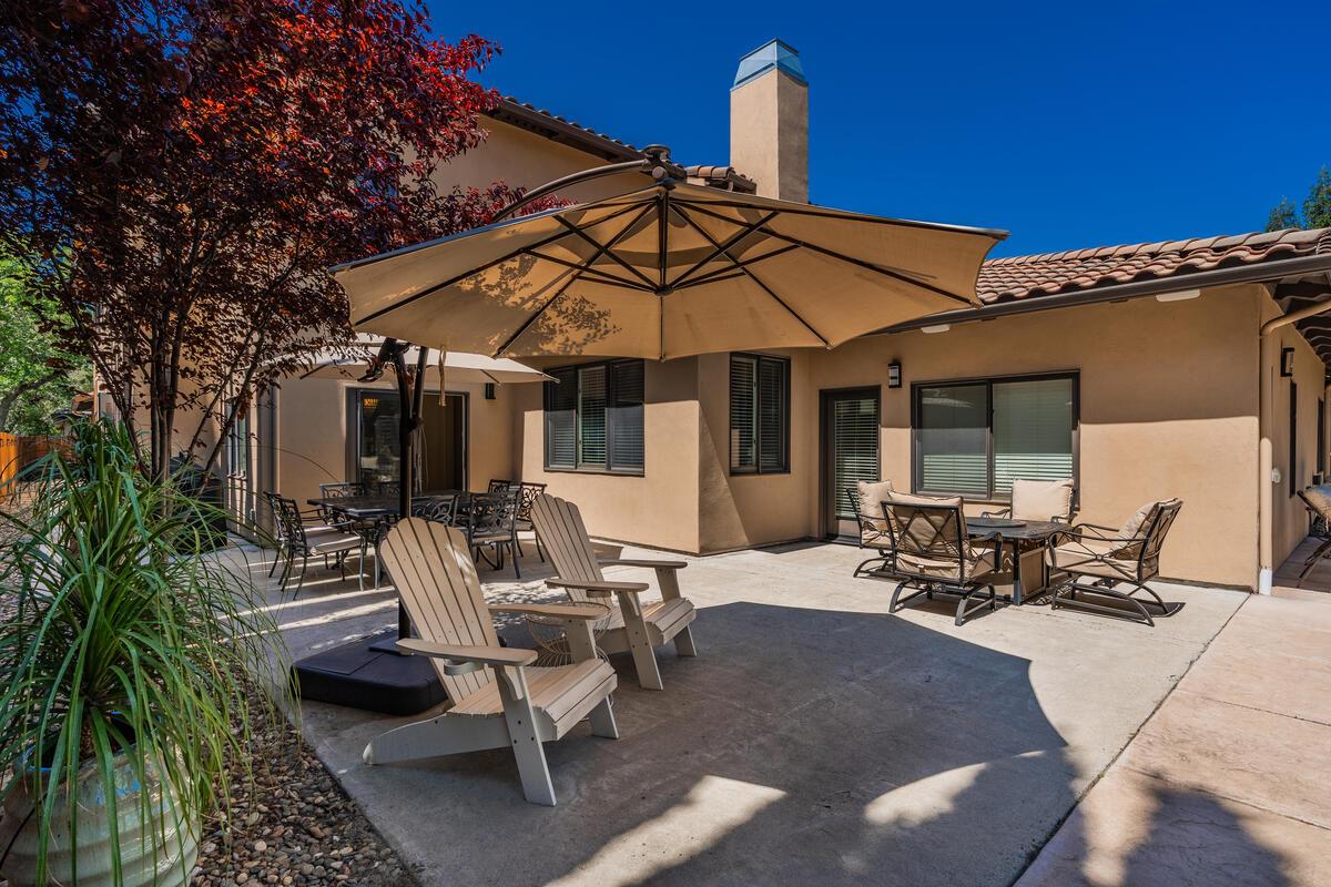 6921 Fallsbrook Court