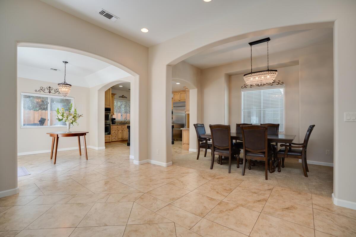 6921 Fallsbrook Court