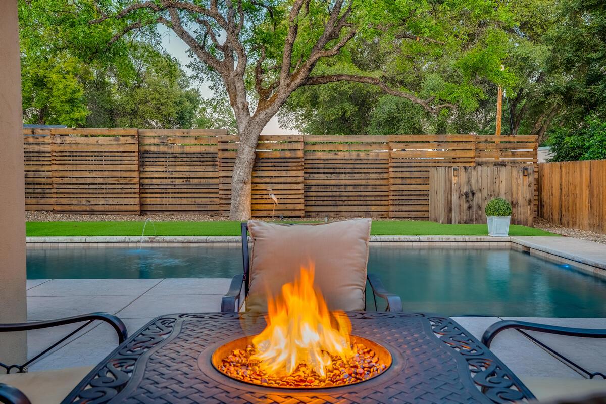 6921 Fallsbrook Court