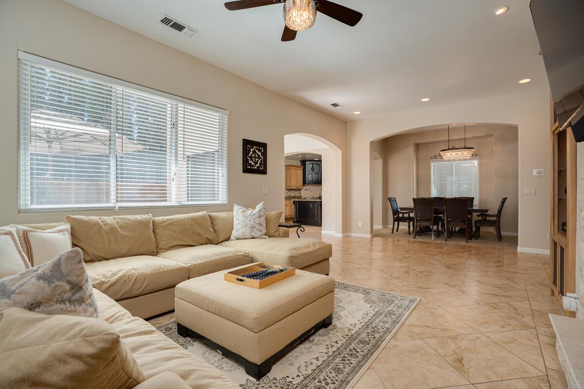 6921 Fallsbrook Court