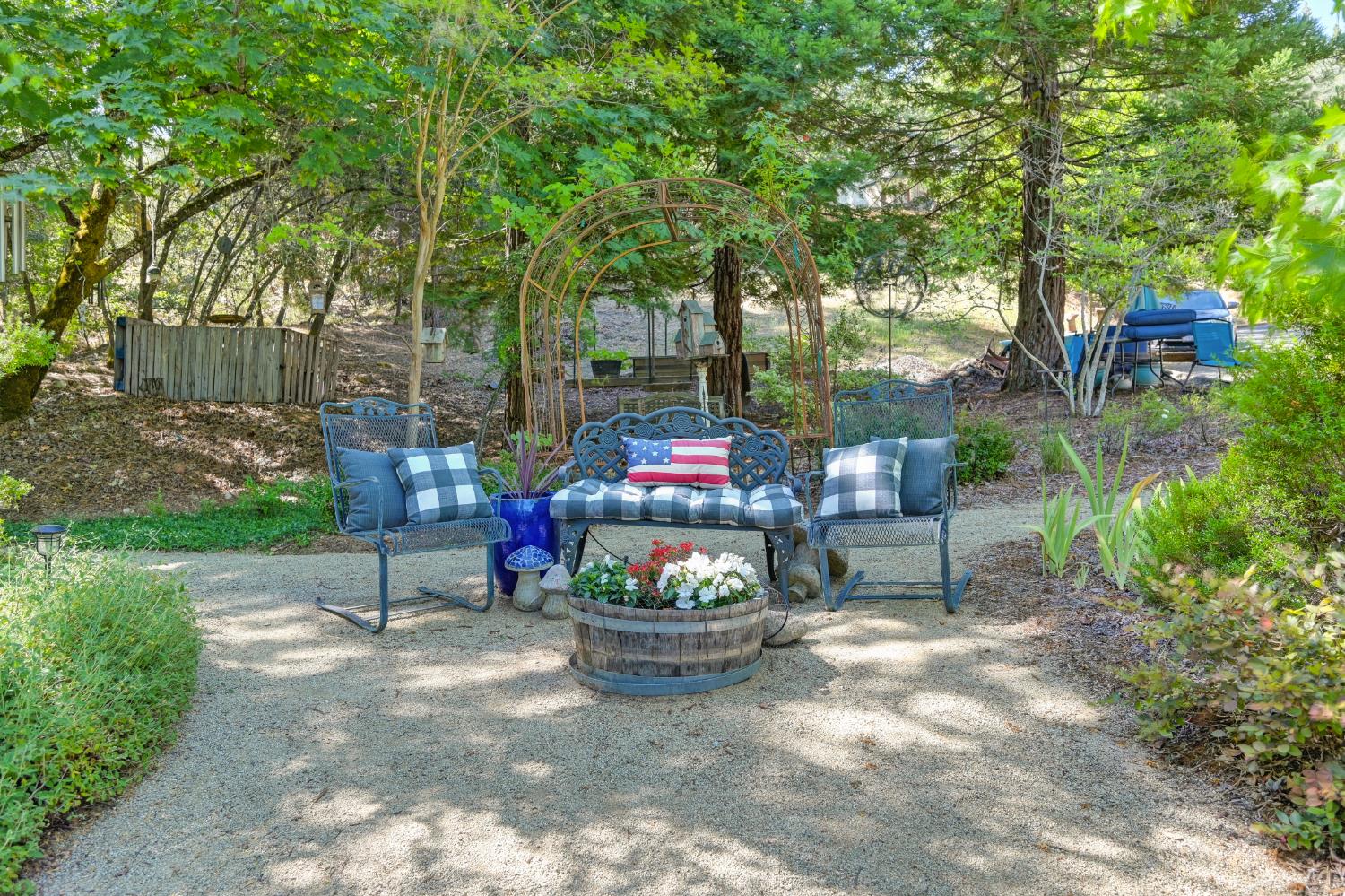 800 Darlington Avenue