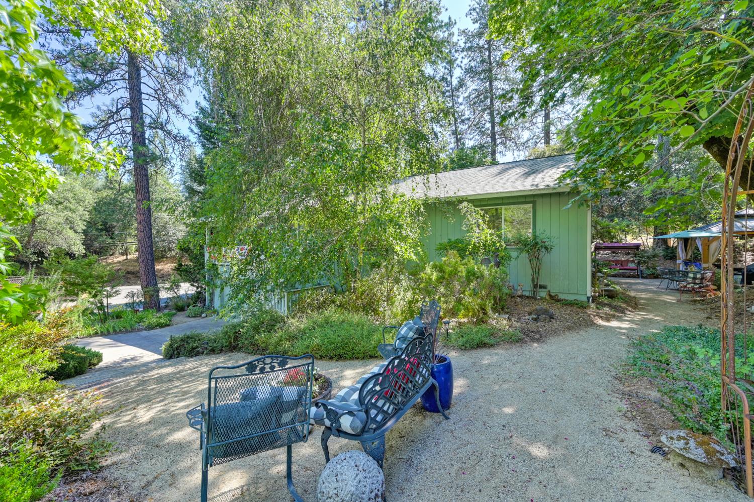 800 Darlington Avenue