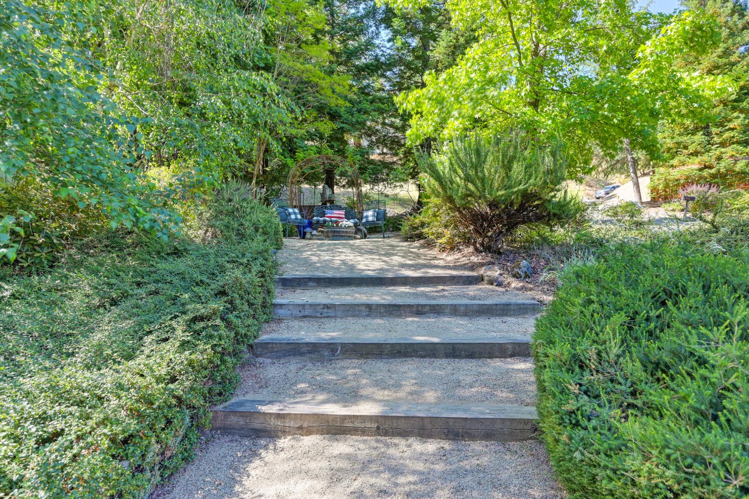 800 Darlington Avenue