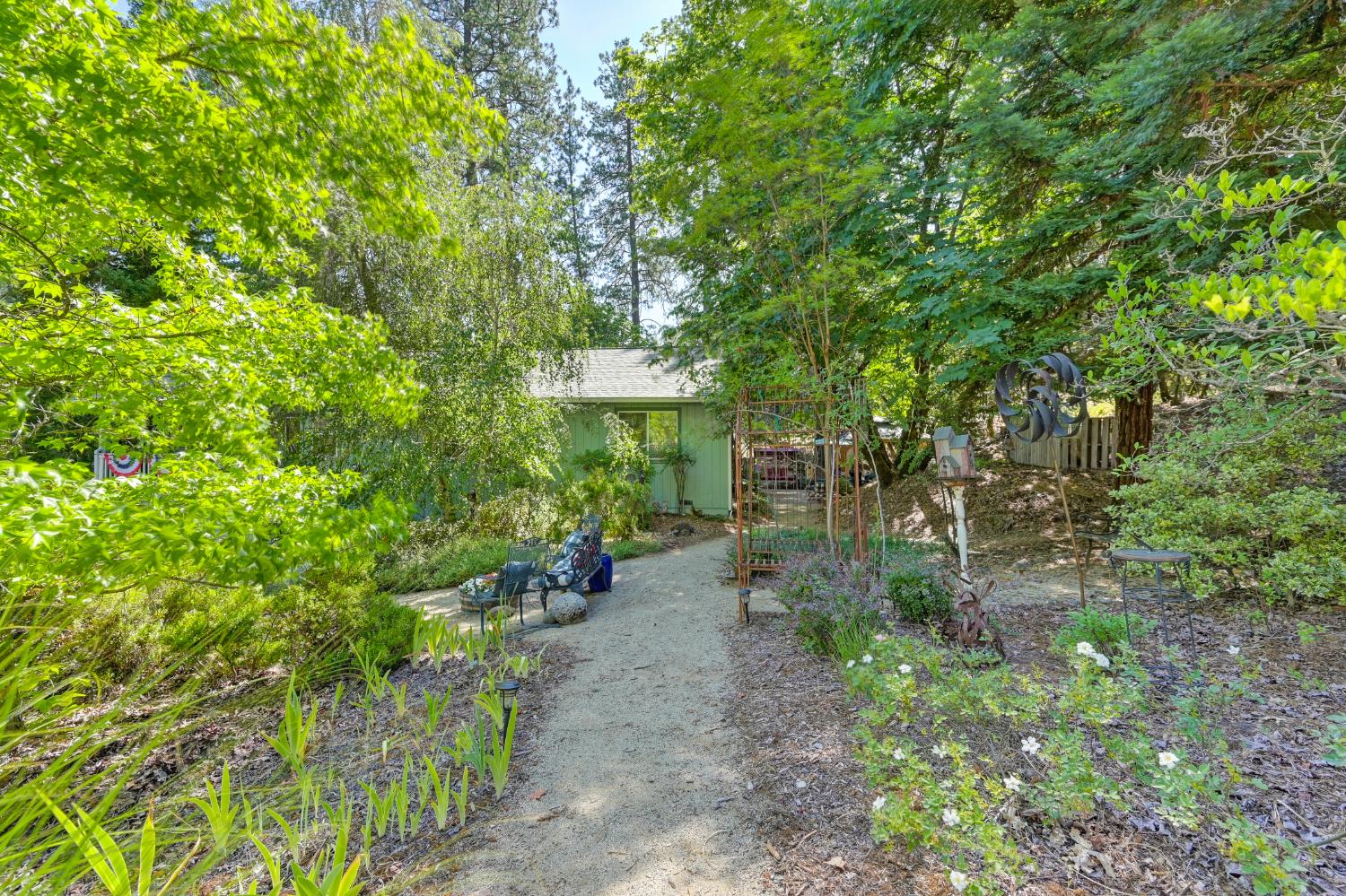 800 Darlington Avenue