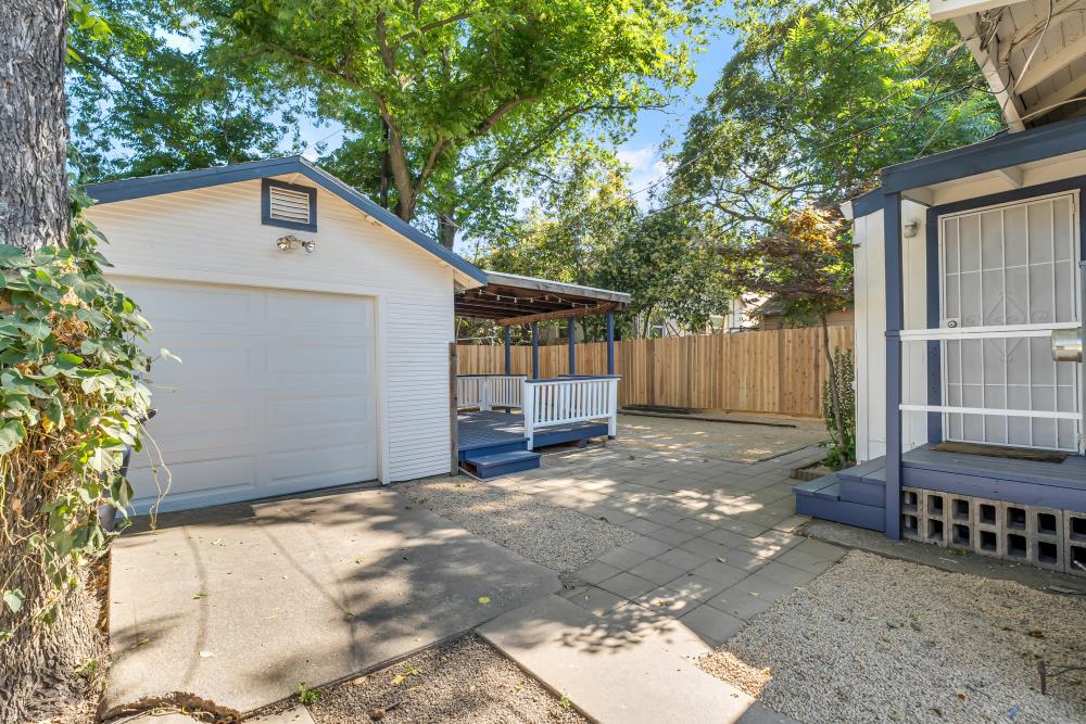 3826 Bigler Way