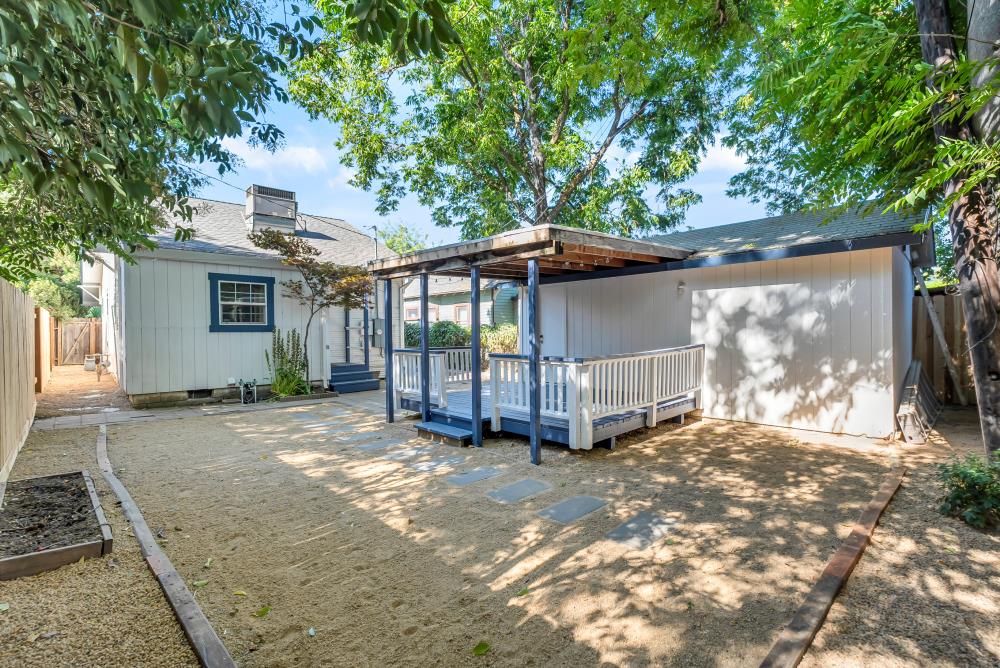 3826 Bigler Way