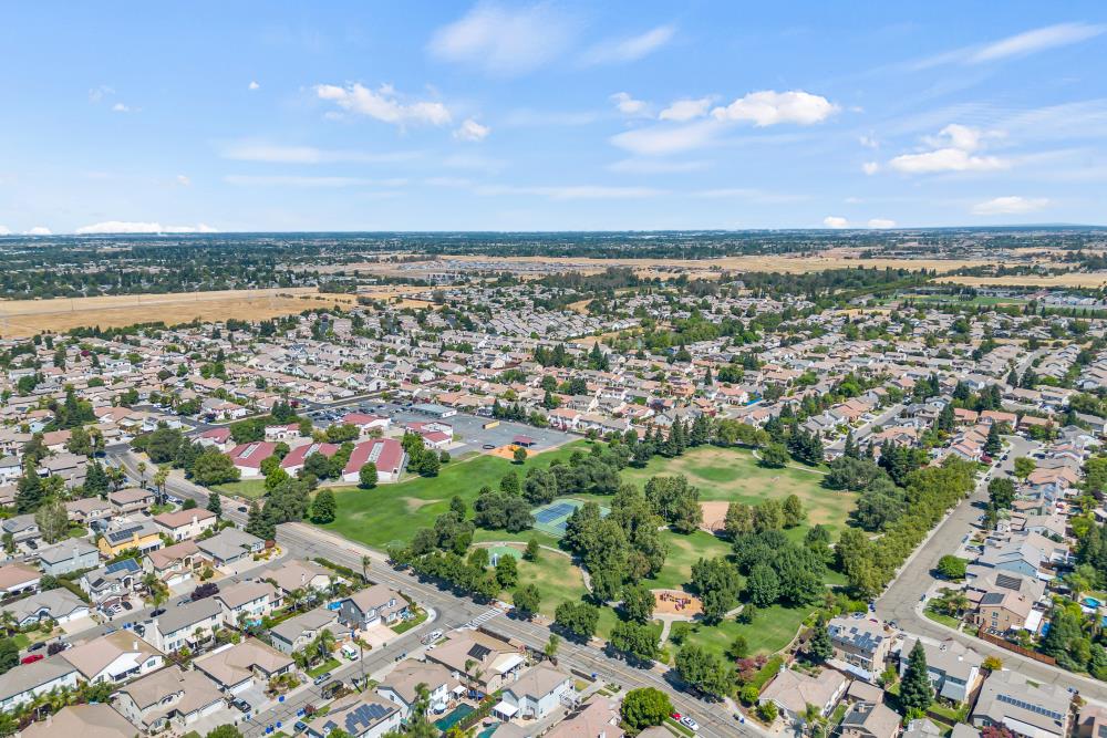 9688 Pasture Rose Court