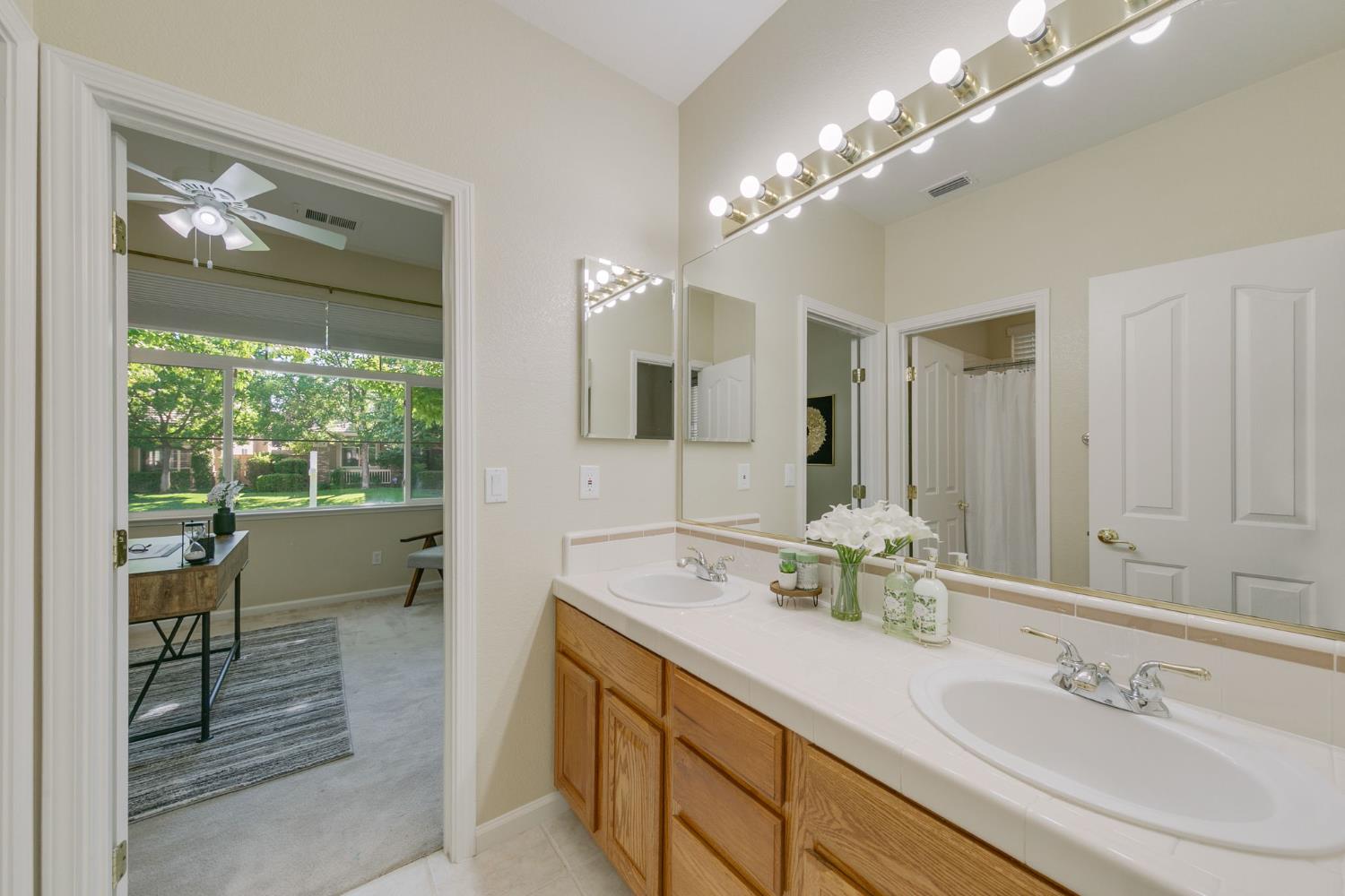 1120 Kingfisher Circle