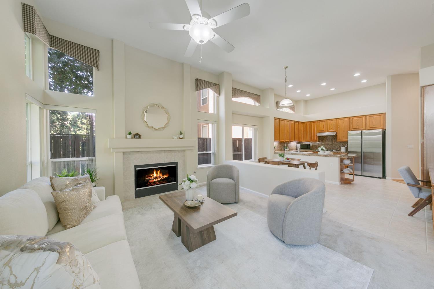 1120 Kingfisher Circle