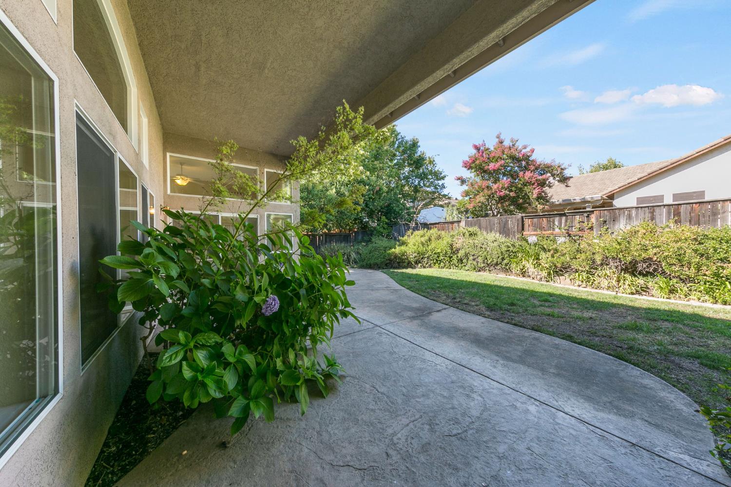 1120 Kingfisher Circle