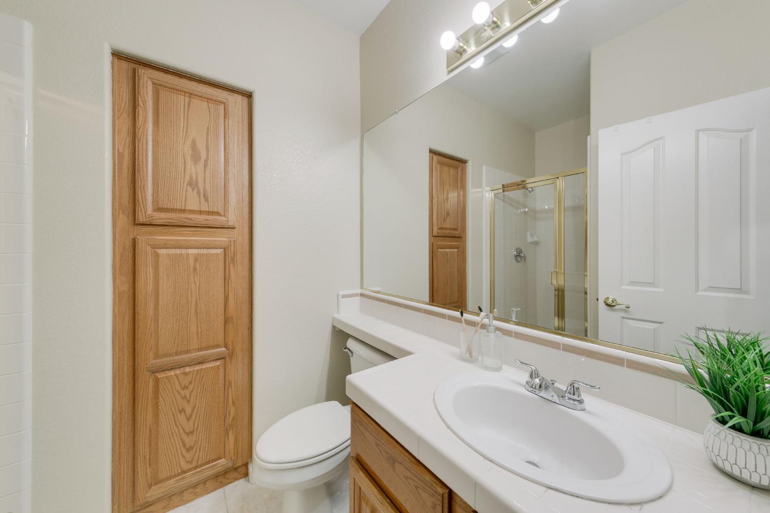 1120 Kingfisher Circle
