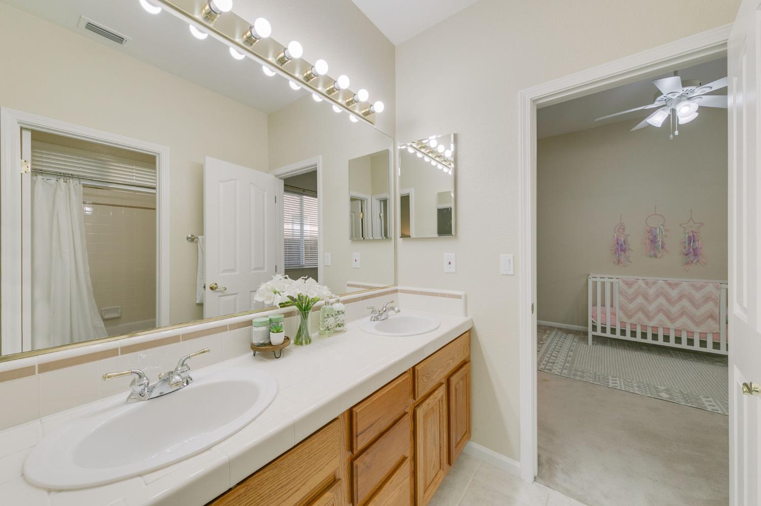 1120 Kingfisher Circle