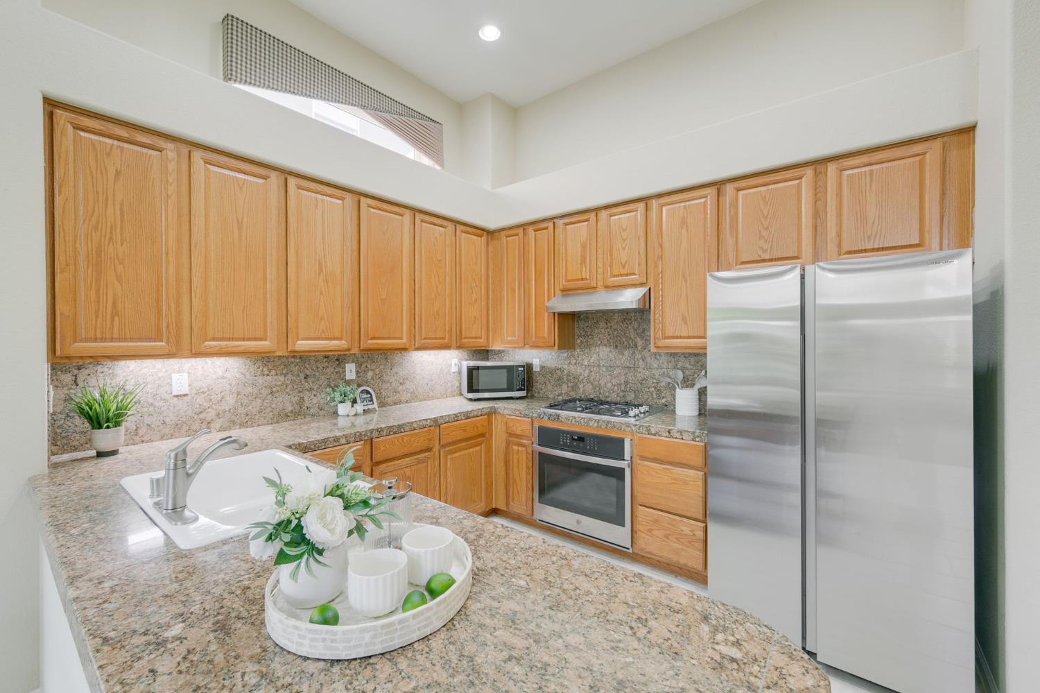 1120 Kingfisher Circle