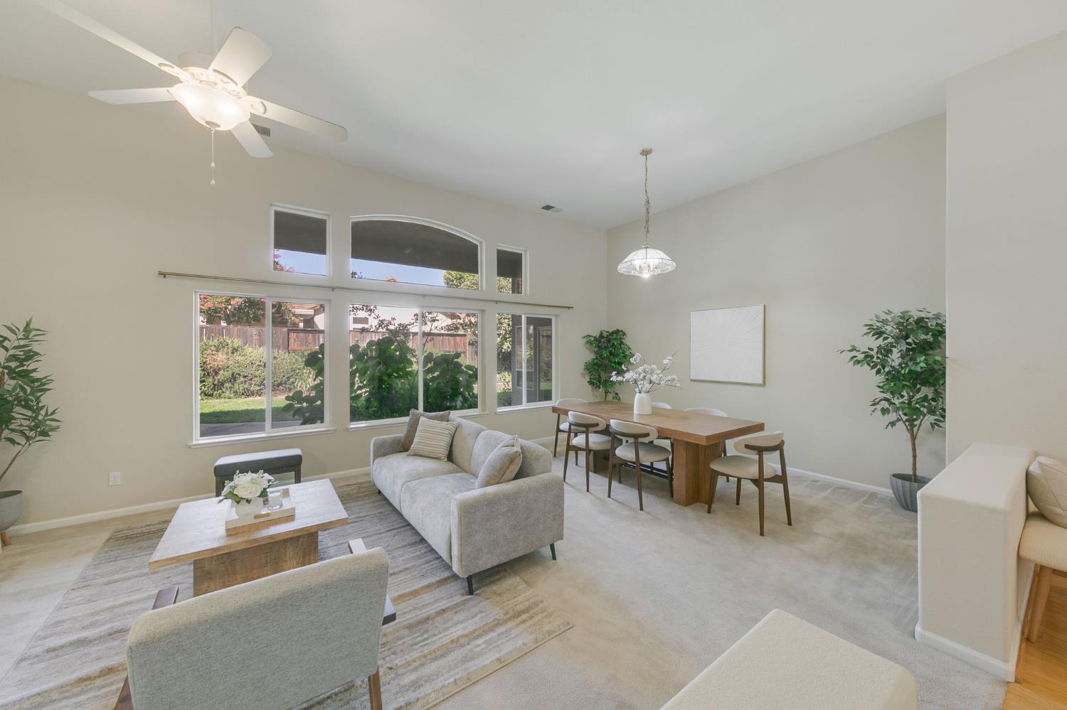 1120 Kingfisher Circle