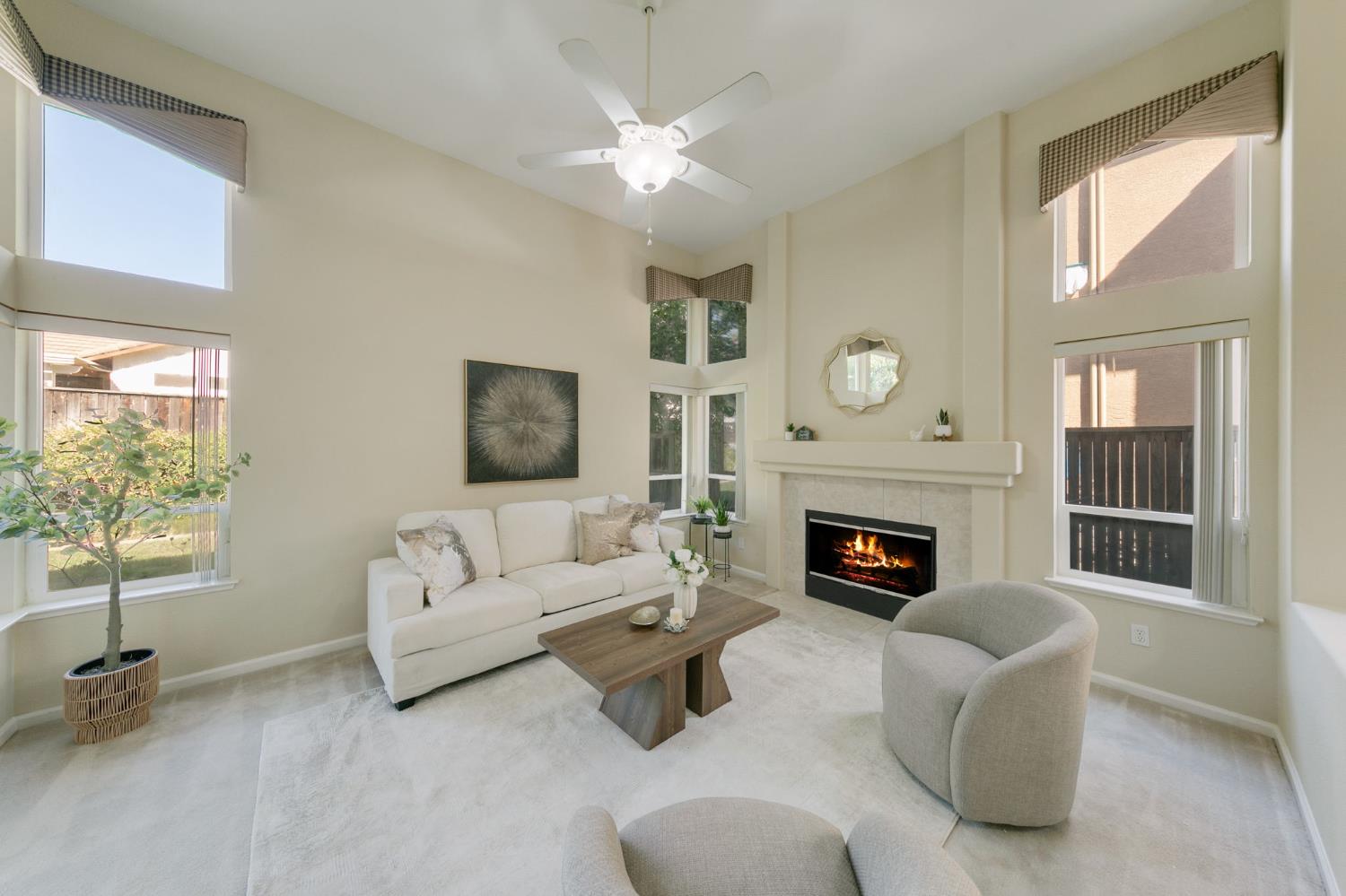 1120 Kingfisher Circle