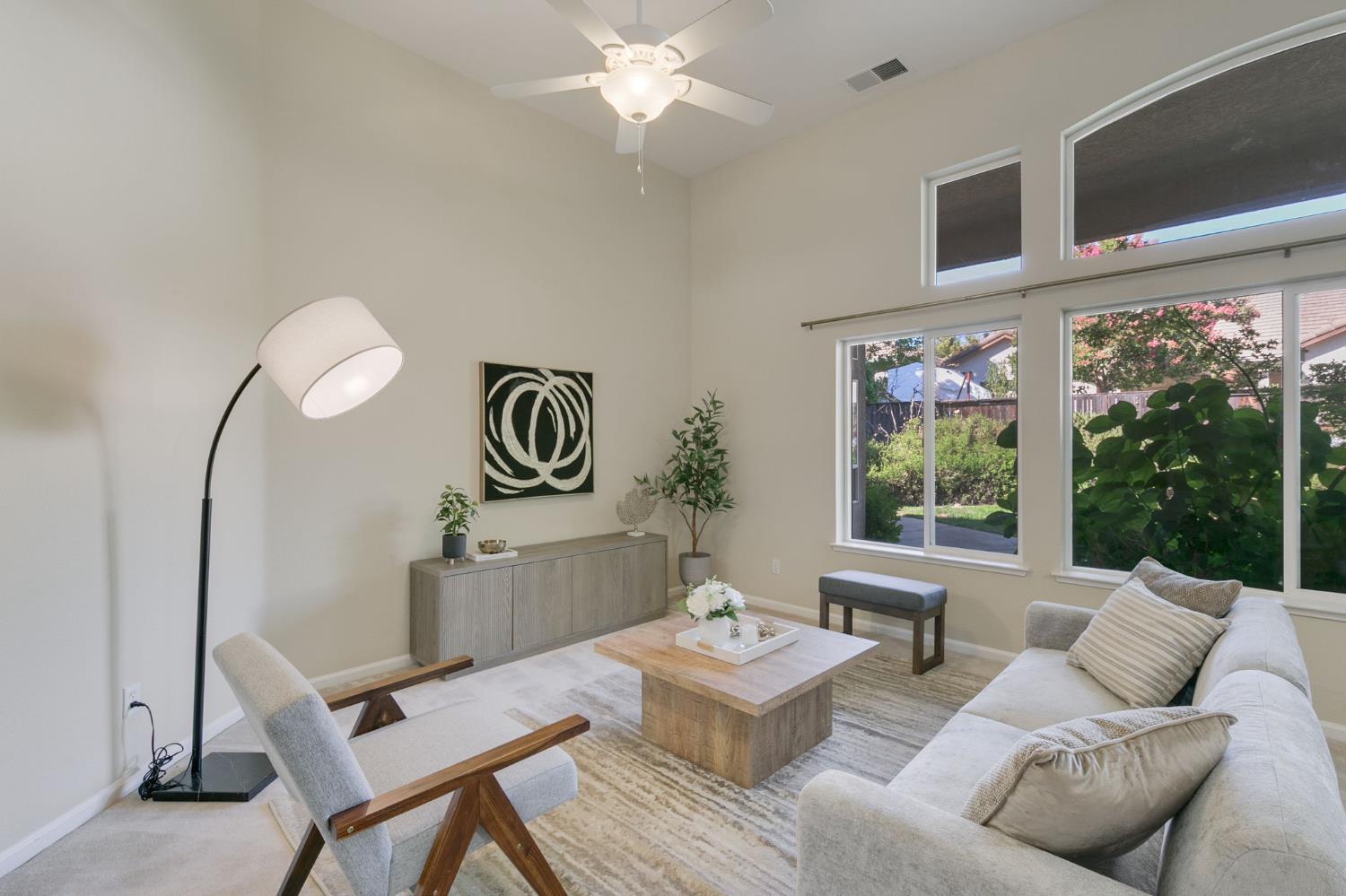 1120 Kingfisher Circle