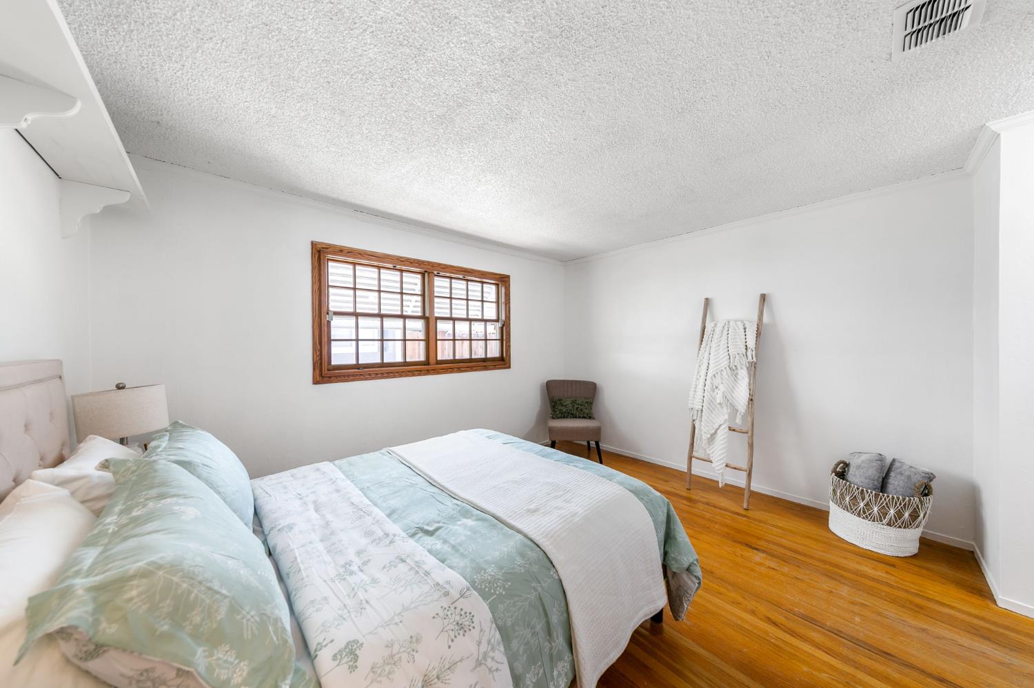 2344 Glenfaire Drive