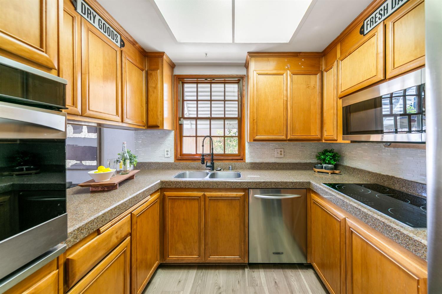 2344 Glenfaire Drive