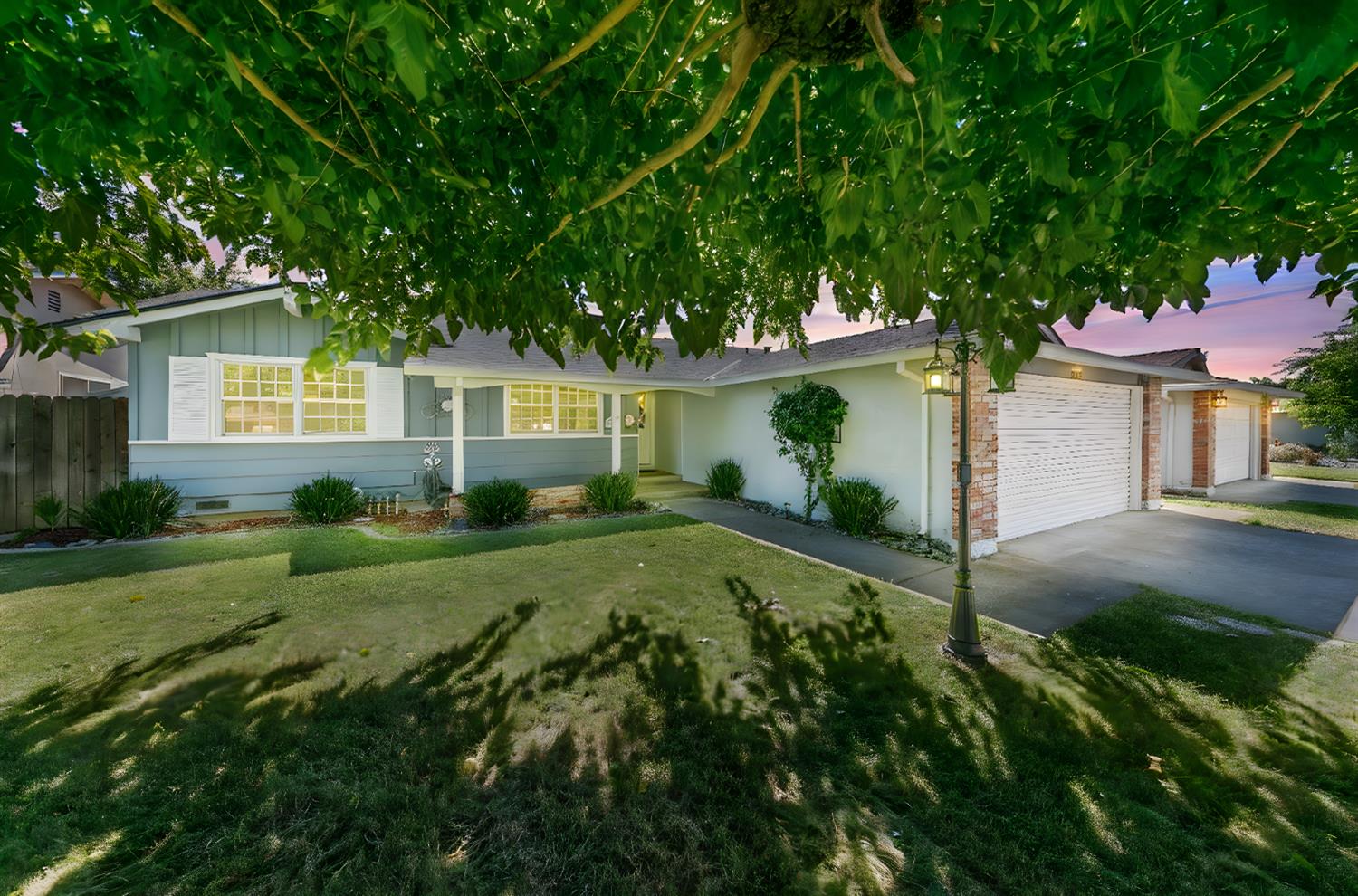 2344 Glenfaire Drive