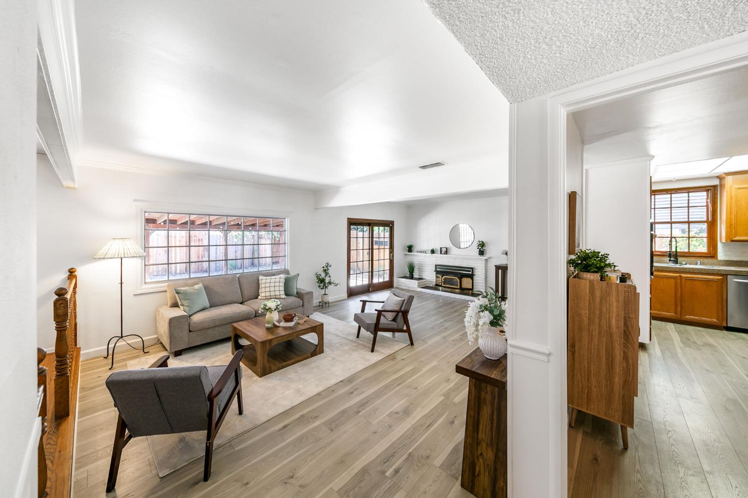 2344 Glenfaire Drive