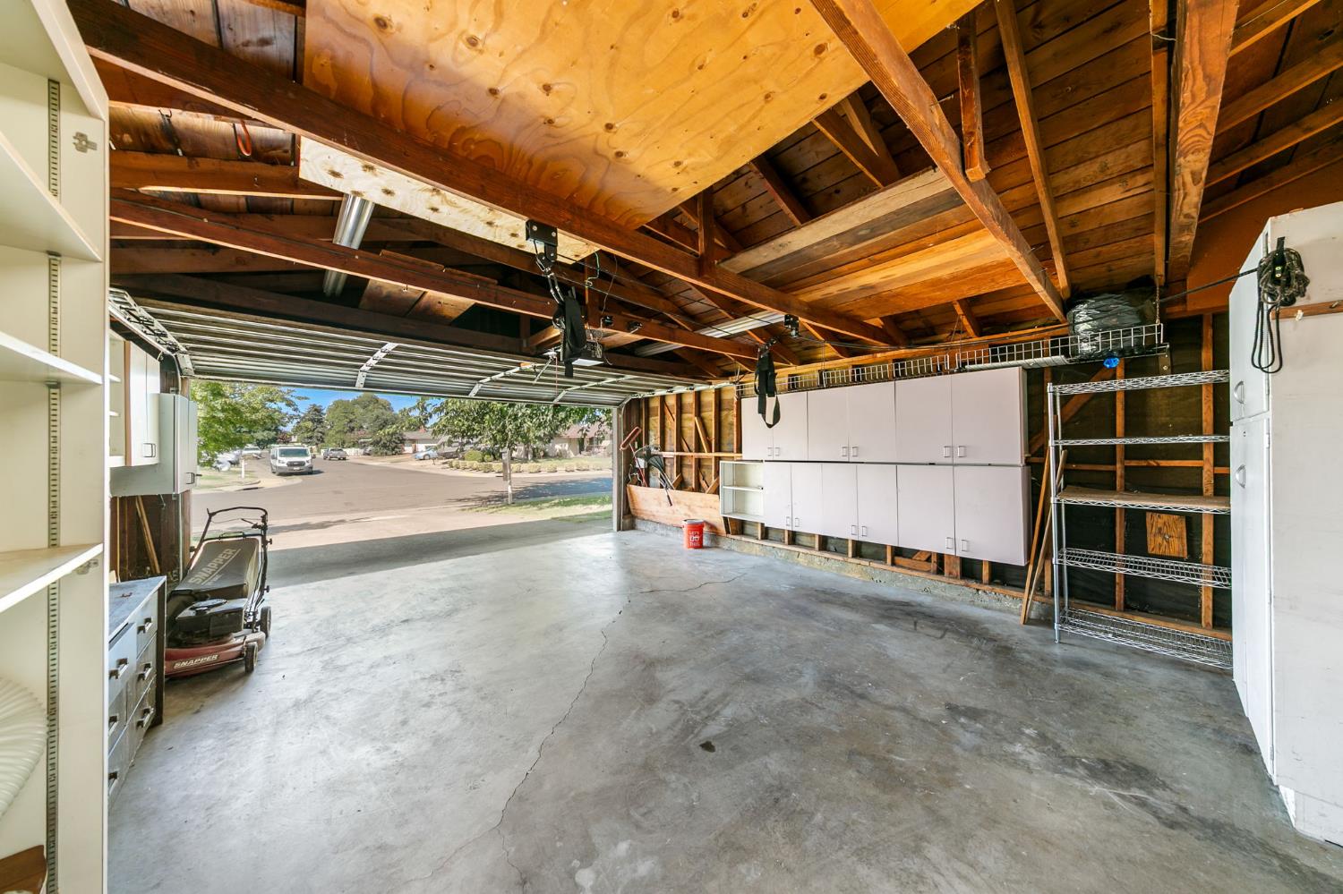 2344 Glenfaire Drive